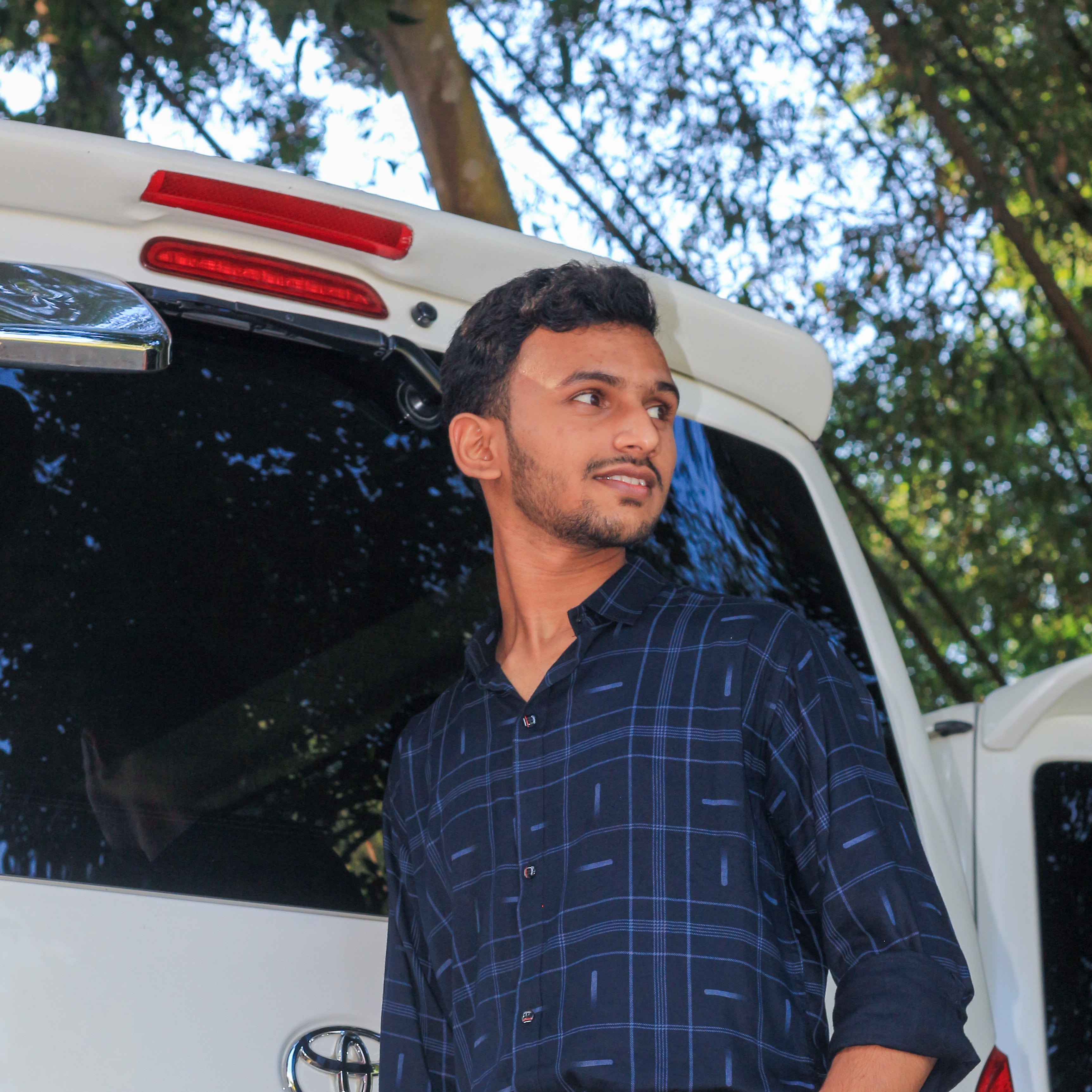 Chinmoy Kumar Saha - Developer & Entrepreneur